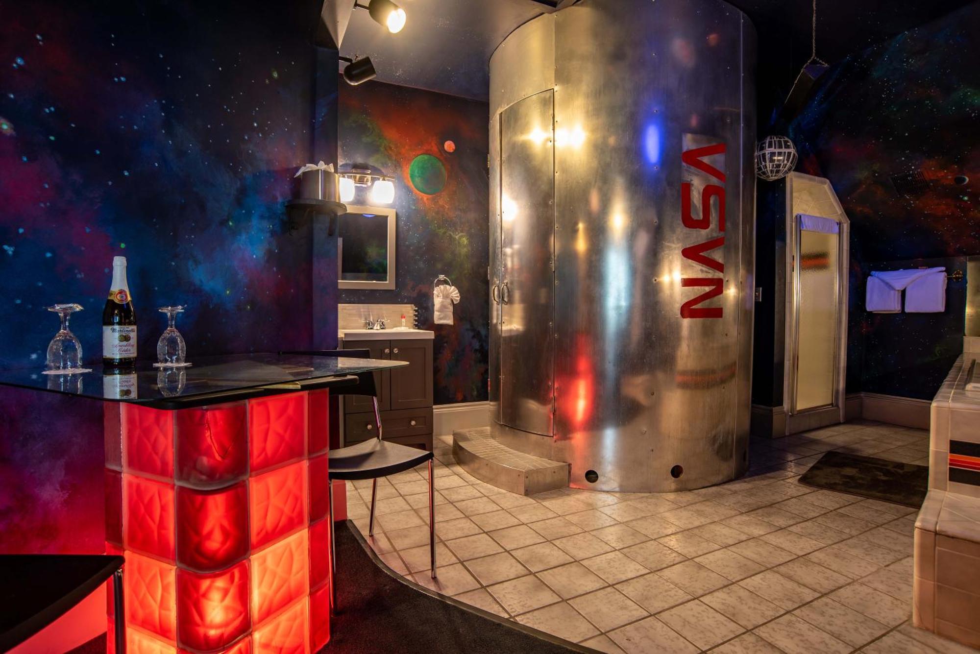 The Anniversary Inn - Logan Bagian luar foto